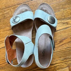 Taos Carousel 3209 Gray/Light Blue Leather Wedge Sandals